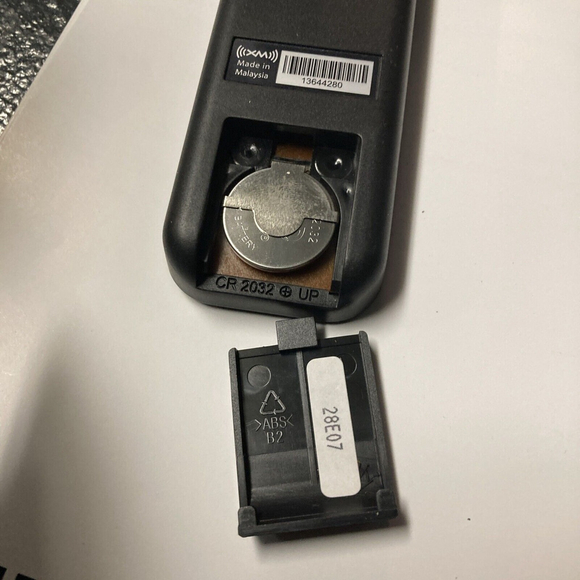 Sirius XM XPR1 OEM Original Satellite Radio Replacement Remote Control 13644280 - Picture 5 of 6